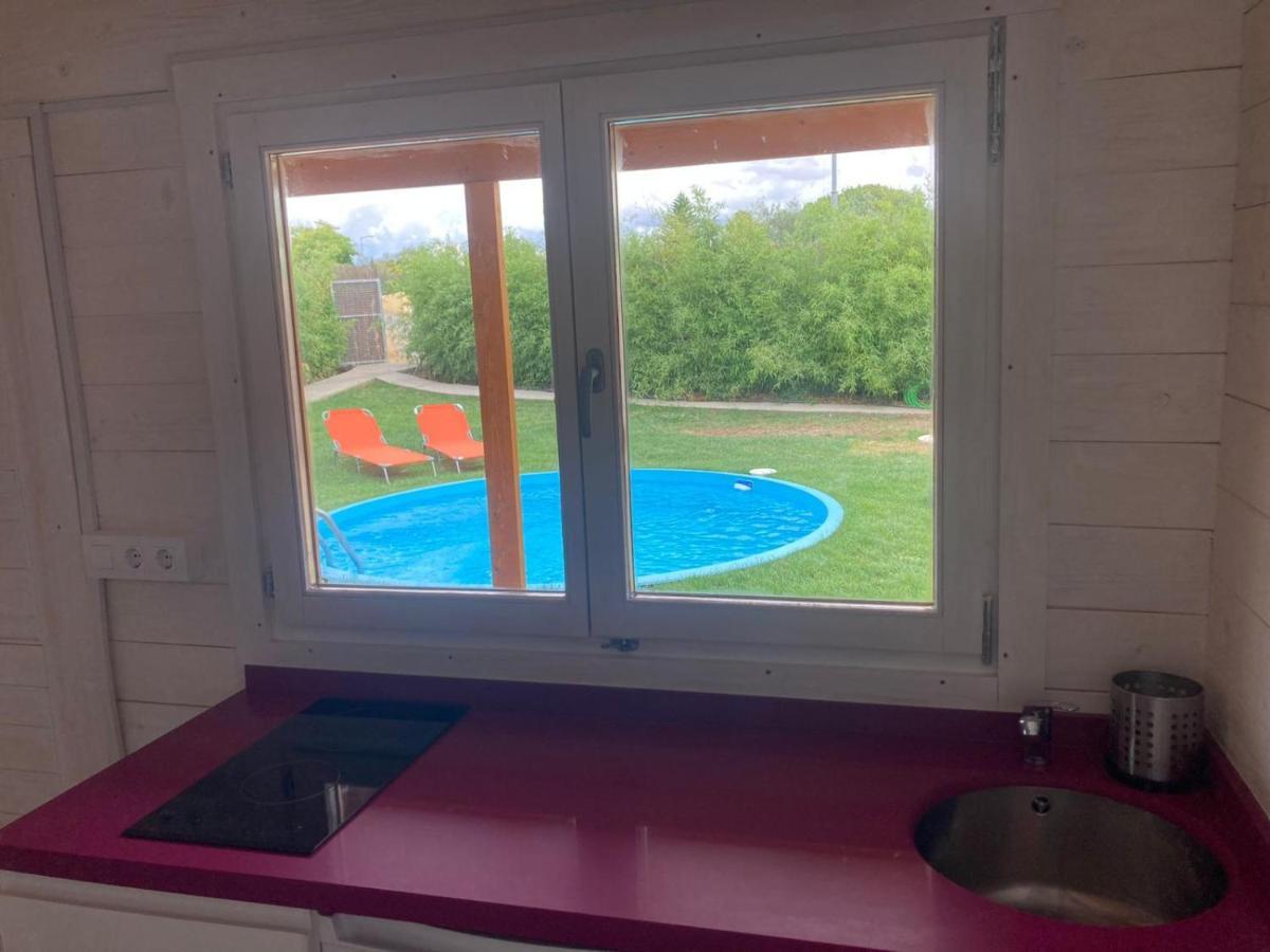 Hermoso Bungalow De Madera Sevilla Exteriör bild